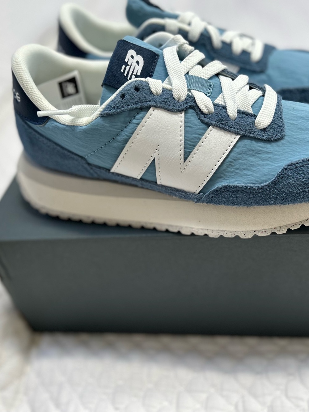 New Balance Women’s 237 Light Blue and Suede Sneaker. - Picture 2 of 10